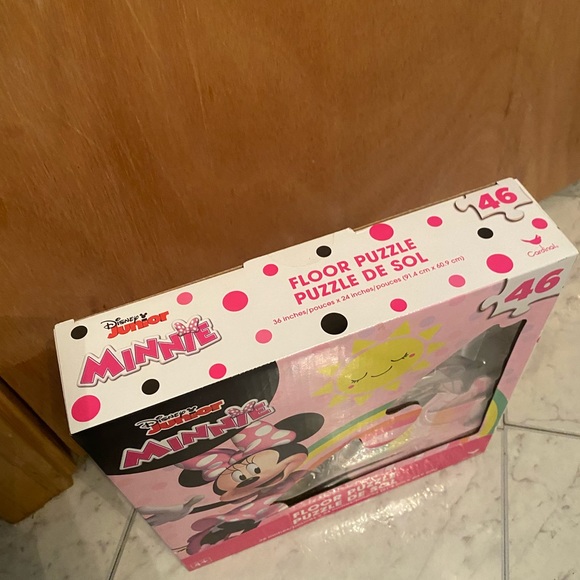 Disney Giant Minnie Mouse Floor Puzzle- Brand New in Box 🎀 - Picture 9 of 14